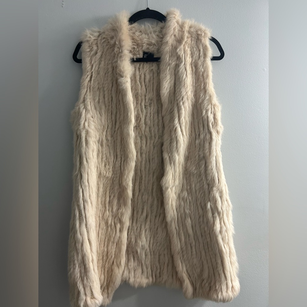 Love Token Genuine Rabbit Fur Vest at Hautelook - Womens Vests - Picture 3 of 9